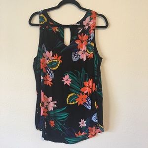 T R O P I C A L  T A N K